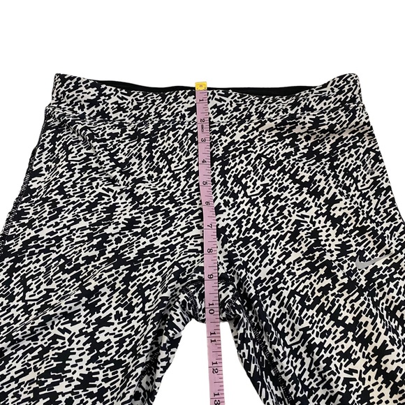 Nike Women’s Black & White Pronto Essential Cropped Running Tights/Leggings, M - Picture 12 of 15